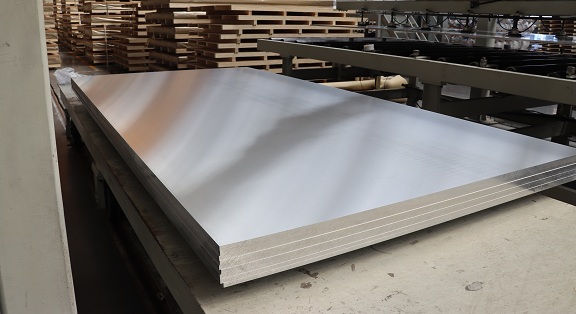 明泰鋁業-中厚鋁板廠家批發